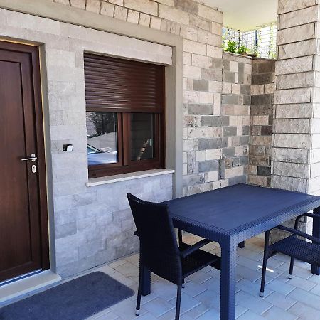 Ferienwohnung Bellevue 1 Izola Exterior foto