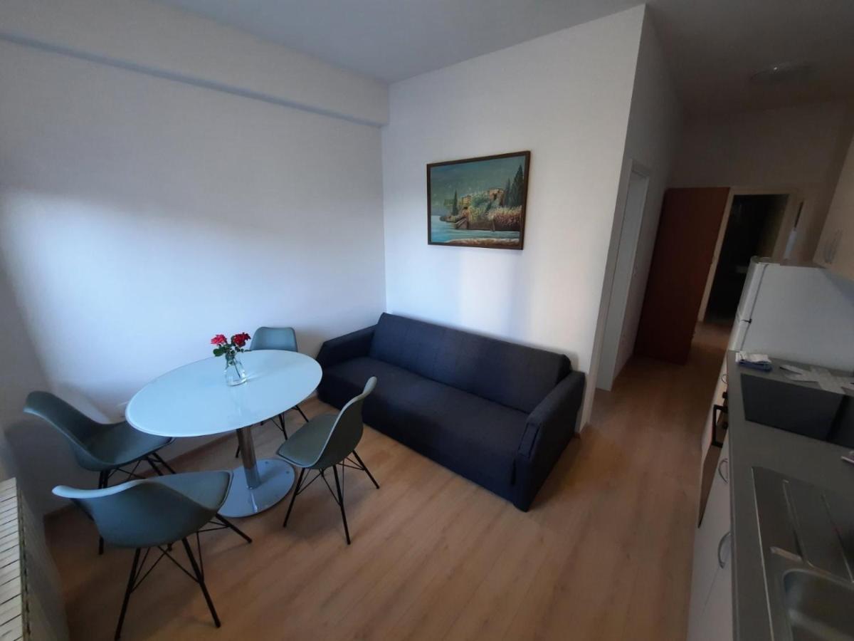 Ferienwohnung Bellevue 1 Izola Exterior foto