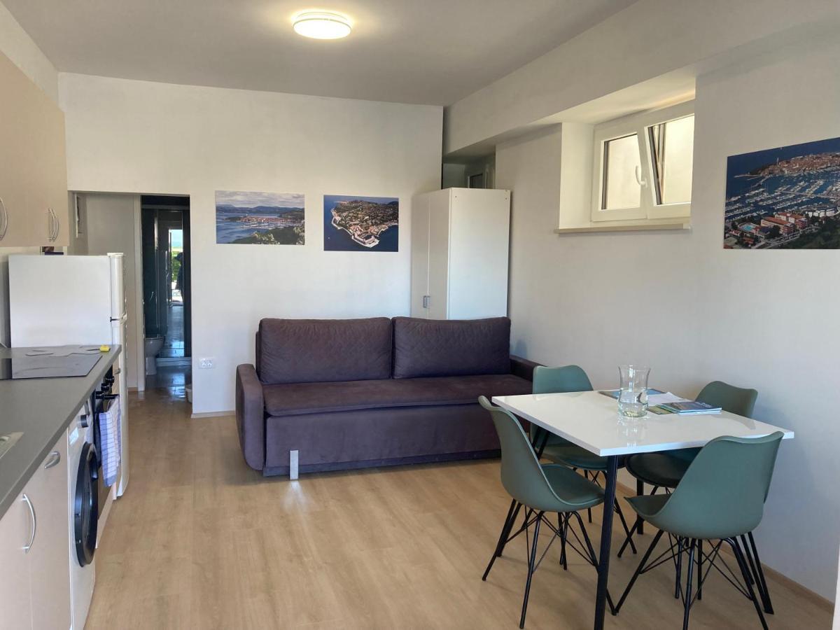Ferienwohnung Bellevue 1 Izola Exterior foto